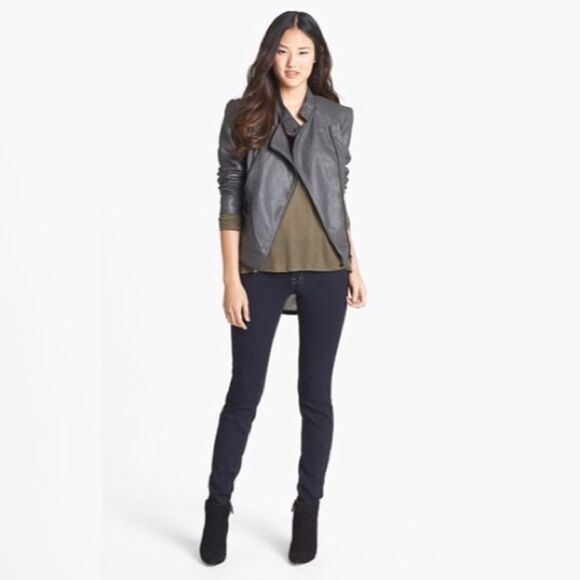✨2xHP✨’Kiss Me' Skinny Jeans ✨ - Picture 1 of 4